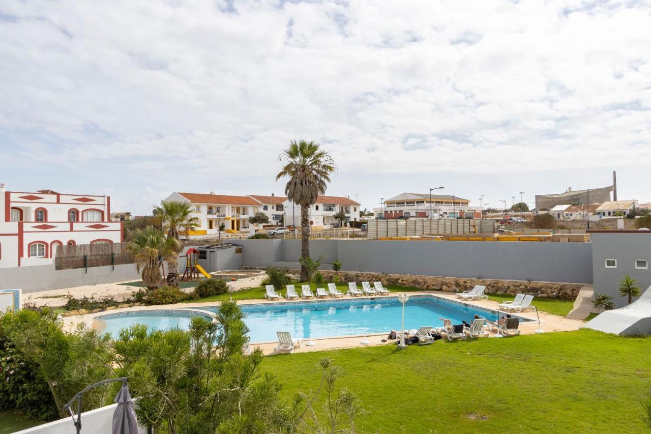3 Minutes To The Beach, 2 Bedroom Amazing Apt With Balcony, Bbq Grill And Pool Sagres Exterior photo